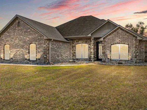 142 Collins Rd, Hallsville, TX 75650