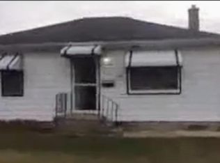 1708 Clement St, Crest Hill, IL 60403