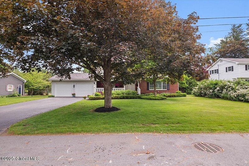 5th image of 18 Underwood Drive