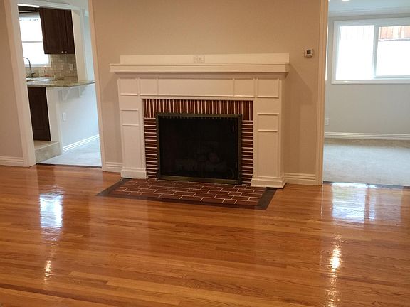 3rd image of 2403 Cross St