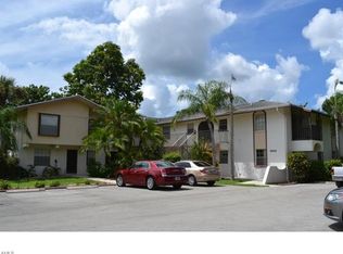 4300 Gulfstream Dr APT 2B, Naples, FL 34112