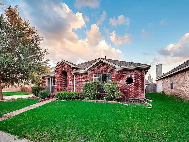 5201 Crossvine Ln — Photo 9