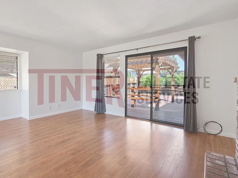 5807 Filbert Ave — Photo 8
