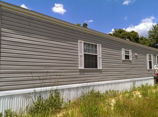 4 Pea Ridge Rd, Picayune, MS 39466