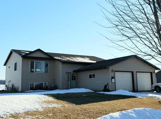 1023 E Taft St, Blair, WI 54616