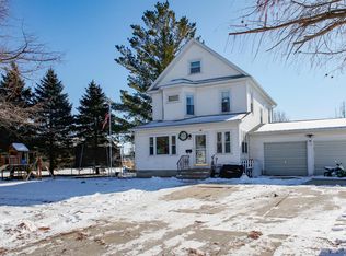 404 Oak St, Lena, IL 61048