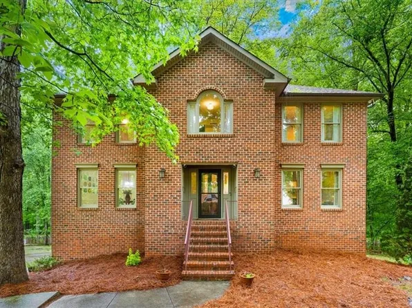 573 Doe Run Dr, Kernersville, NC 27284