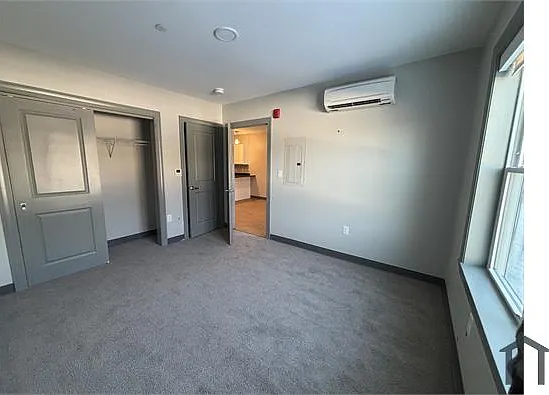 2 bed, $1,644 — Photo 4