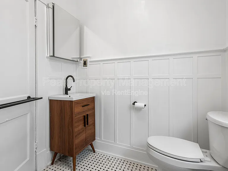 4007 Chevy Chase St — Photo 21