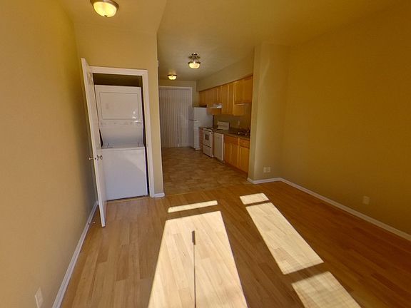 2nd image of 1780 Ferry Aly APT 4