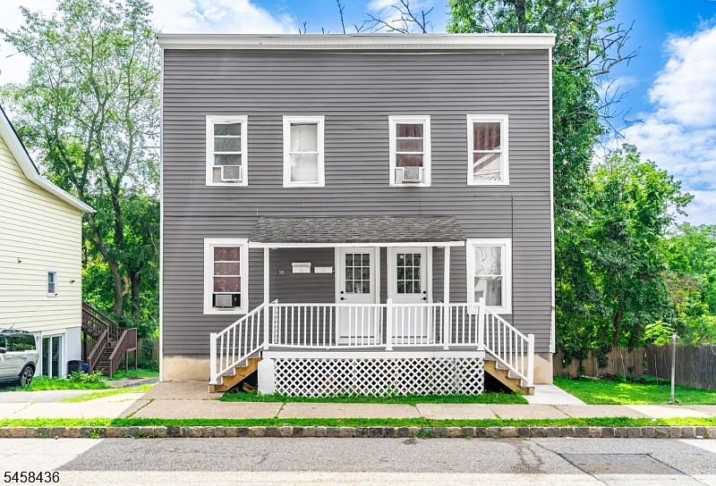1st image of 30 Willow St