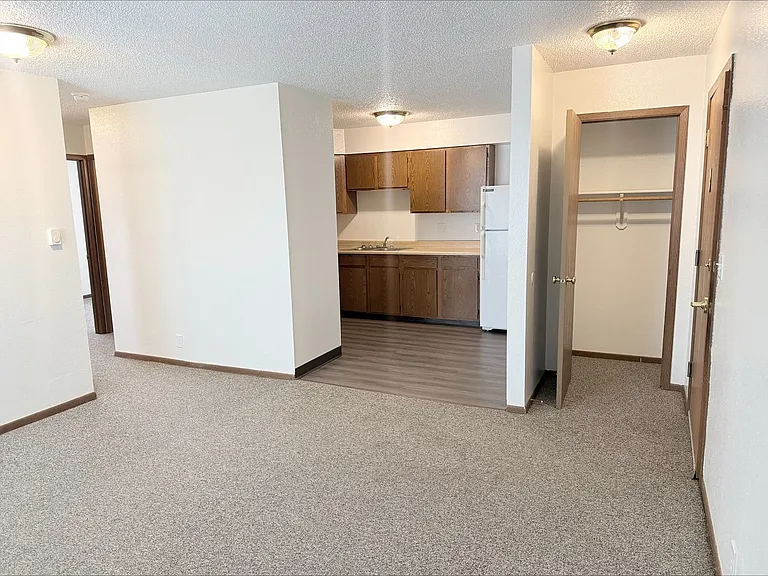 1216 S G Ave — Photo 21