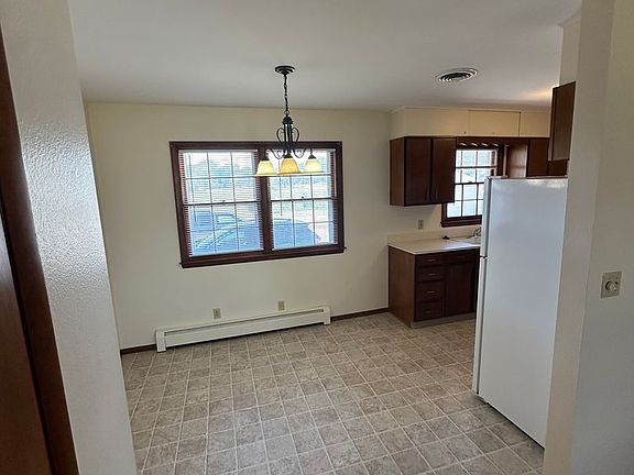 5th image of 1907 Douglas Ave #0