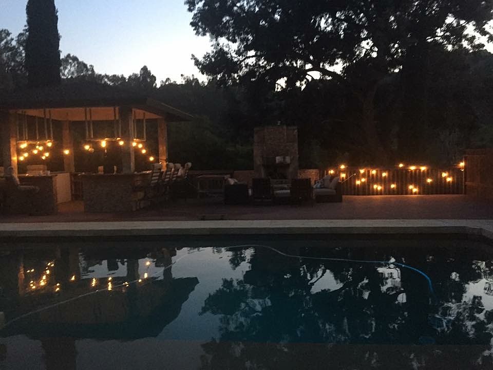 Outdoor fireplace 