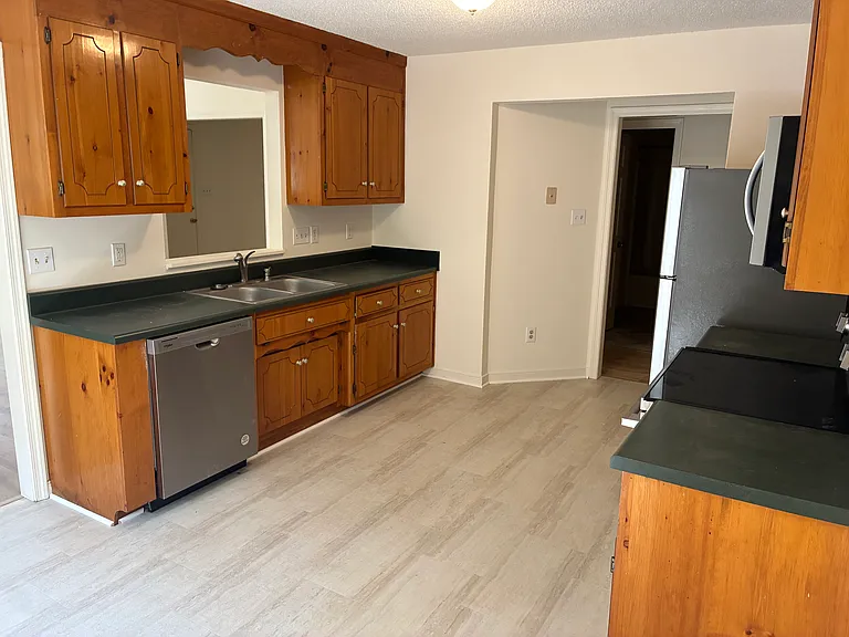 2620 Forest Lake Rd — Photo 7