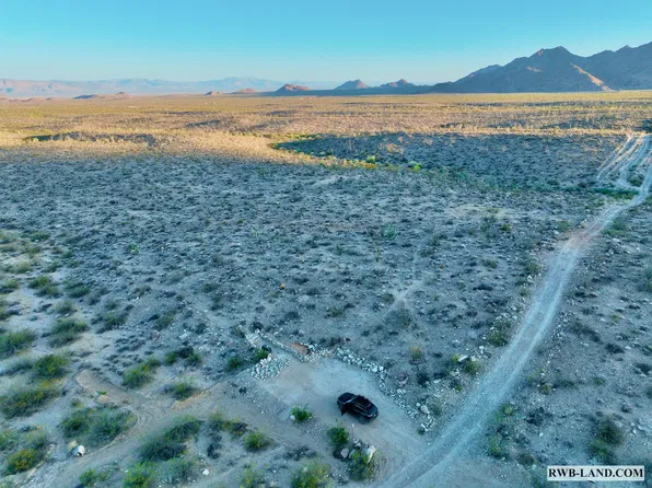 LOT 5 E Sandy Dr, Yucca, AZ 86438