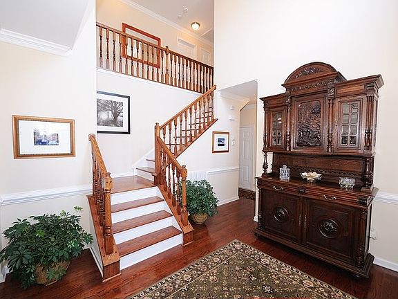 2-story entry