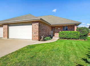 4821 N Apple Rd, Appleton, WI 54913