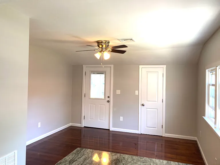 47 Sycamore Ave — Photo 14