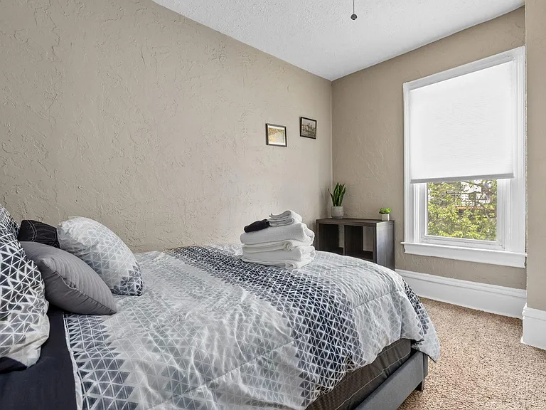 303 Kathleen St — Photo 20
