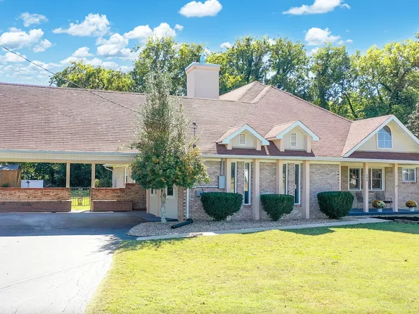 504 Dow Dr, Shelbyville, TN 37160