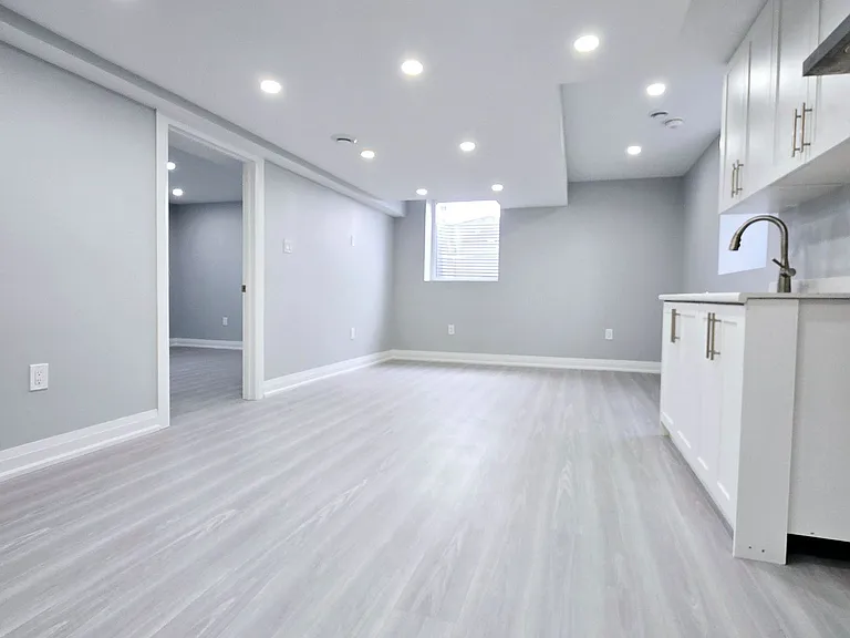 201 Roy McDonald Dr #LOWER — Photo 13