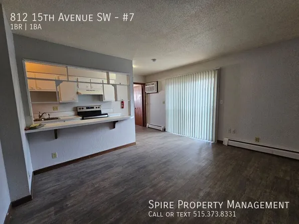 812 15th Ave SW #7, Cedar Rapids, IA 52404