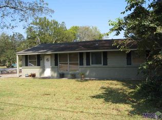 11046 Section Rd, Port Allen, LA 70767