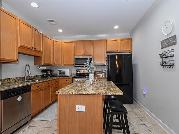 5th image of 7100 W Friendly Ave Unit 308