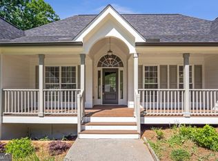 5523 River Valley Way, Flowery Branch, GA 30542