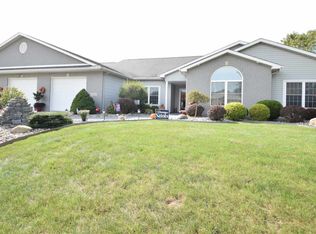 12611 Carroll Ridge Dr, Fort Wayne, IN 46818