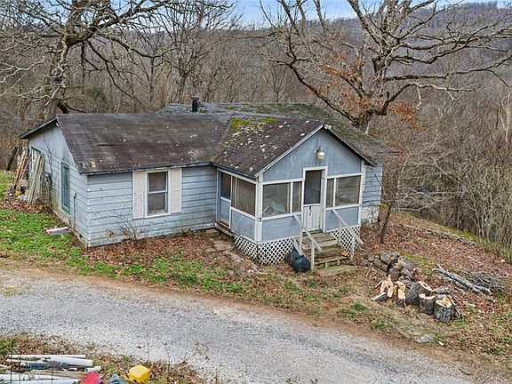 2nd image of 15856 Delgado Rd