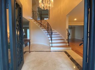 1026 Damascus Cir, Costa Mesa, CA 92626