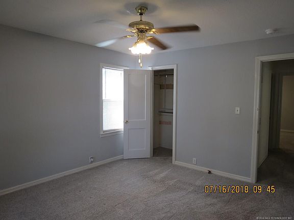 4th image of 728 S 4th St