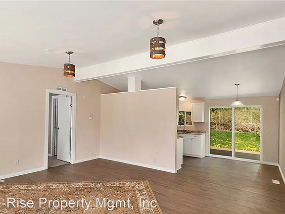 4th image of 3610 Galiano Dr