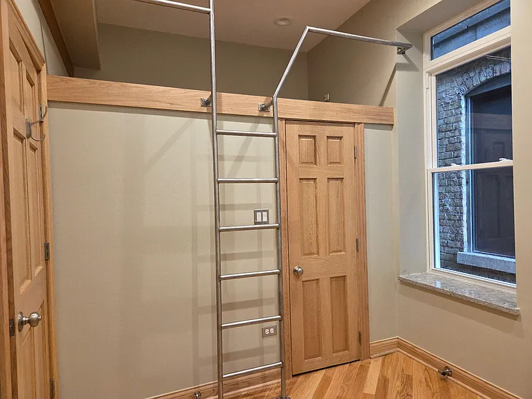 1909 N Sheffield Ave #1 — Photo 14