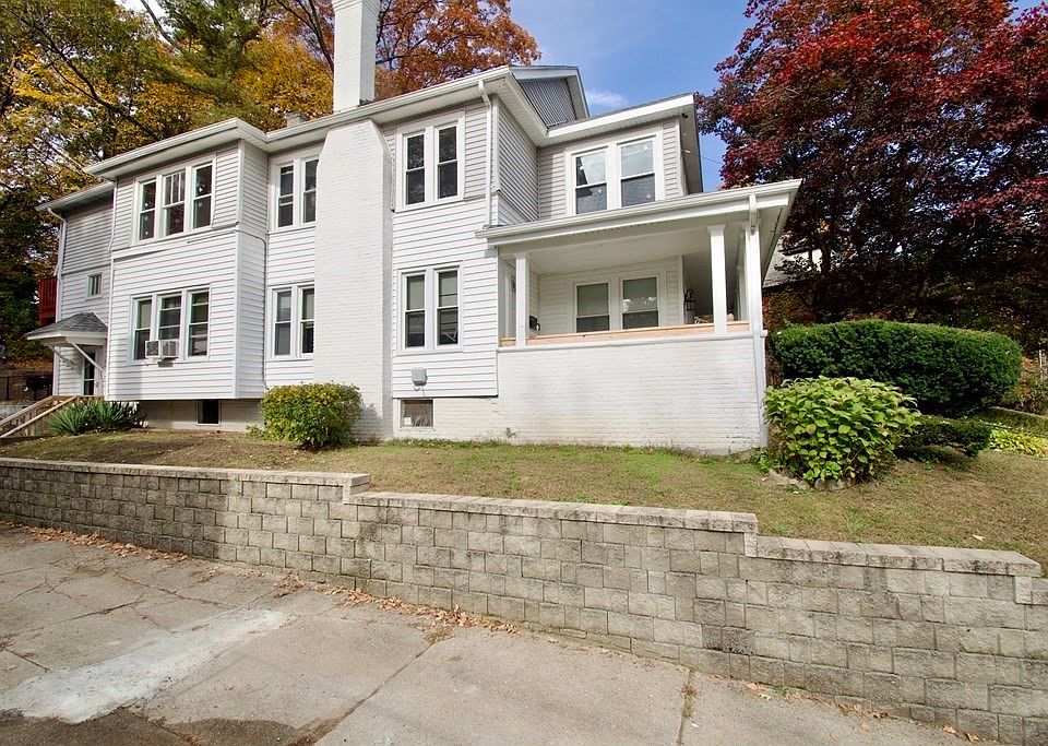 758760 Alden St, Springfield, MA 01109 Zillow