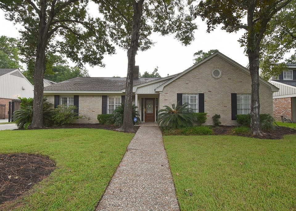 1st image of 1210 Briarbrook Dr