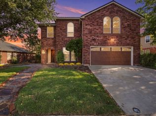 13800 High Mesa Rd, Roanoke, TX 76262