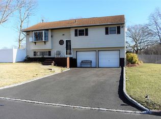 3 Tilden Ave, Selden, NY 11784