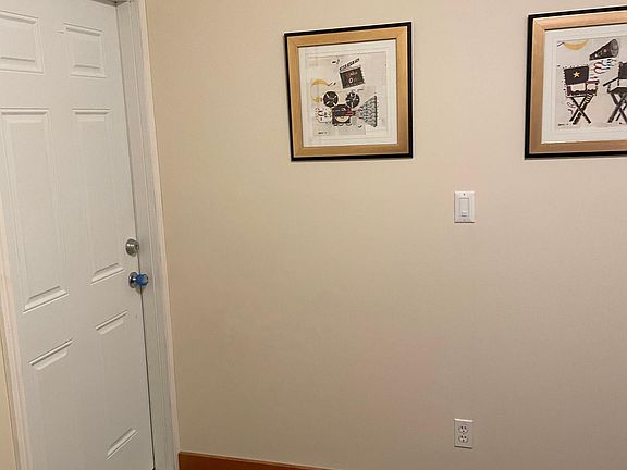 5th image of 82 Hill St APT C