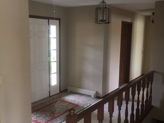 3rd image of 6449 N Noffke Dr