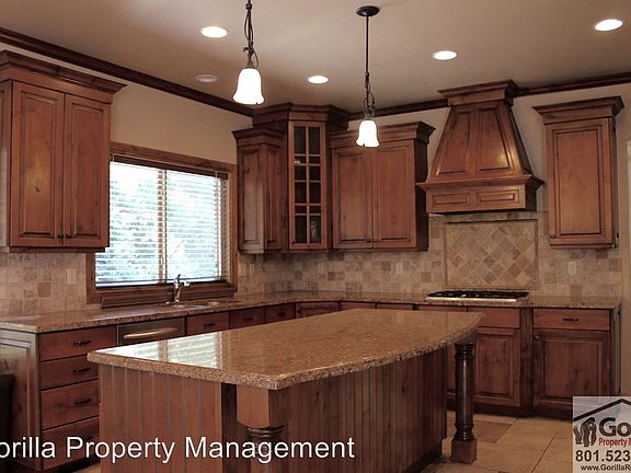 5th image of 354 N Deerfield Dr