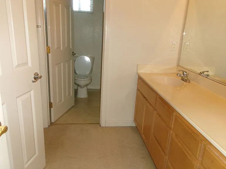 10308 Galveston Way — Photo 16
