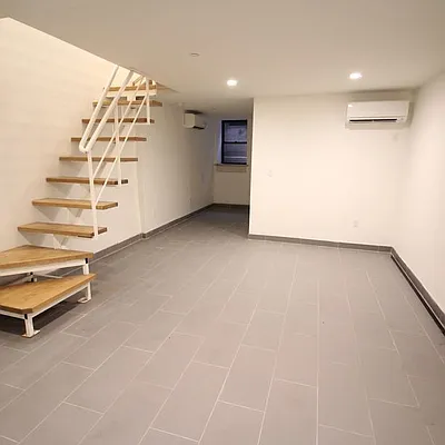 Rented by Nooklyn NYC LLC | media 45