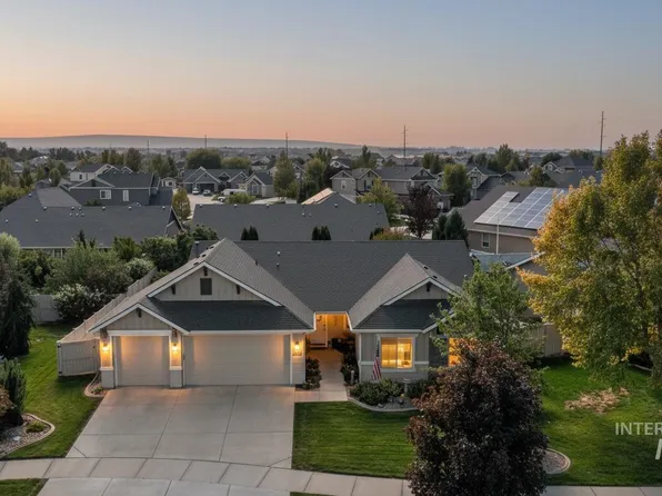 1233 Horseshoe Canyon Dr, Middleton, ID 83644