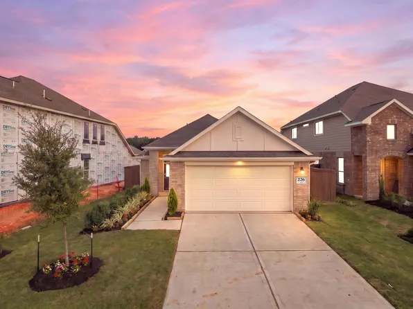 226 Violet Crown Ln, New Caney, TX 77357