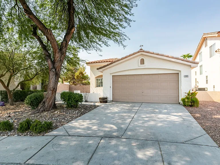 7201 Tame Pl — Photo 2