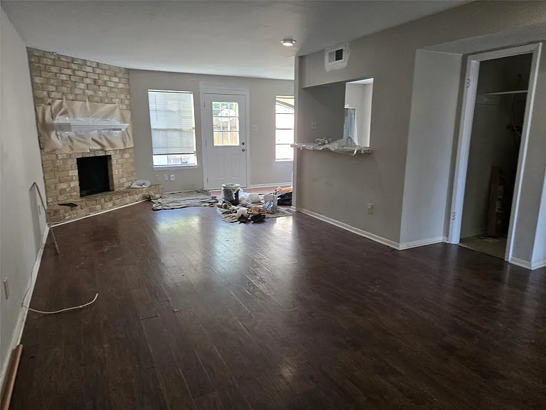 7942 Grow Ln — Photo 4