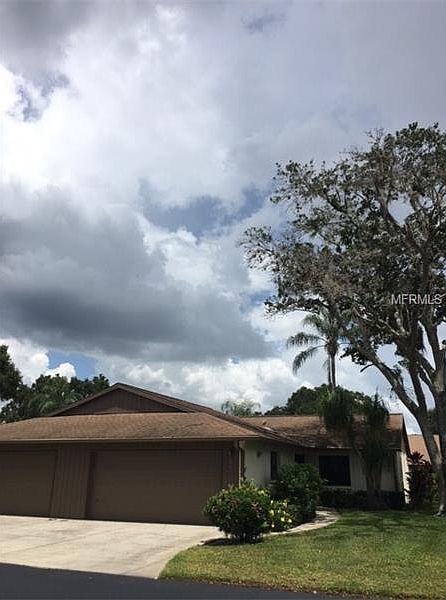 1st image of 374 Oak Hill Dr #37